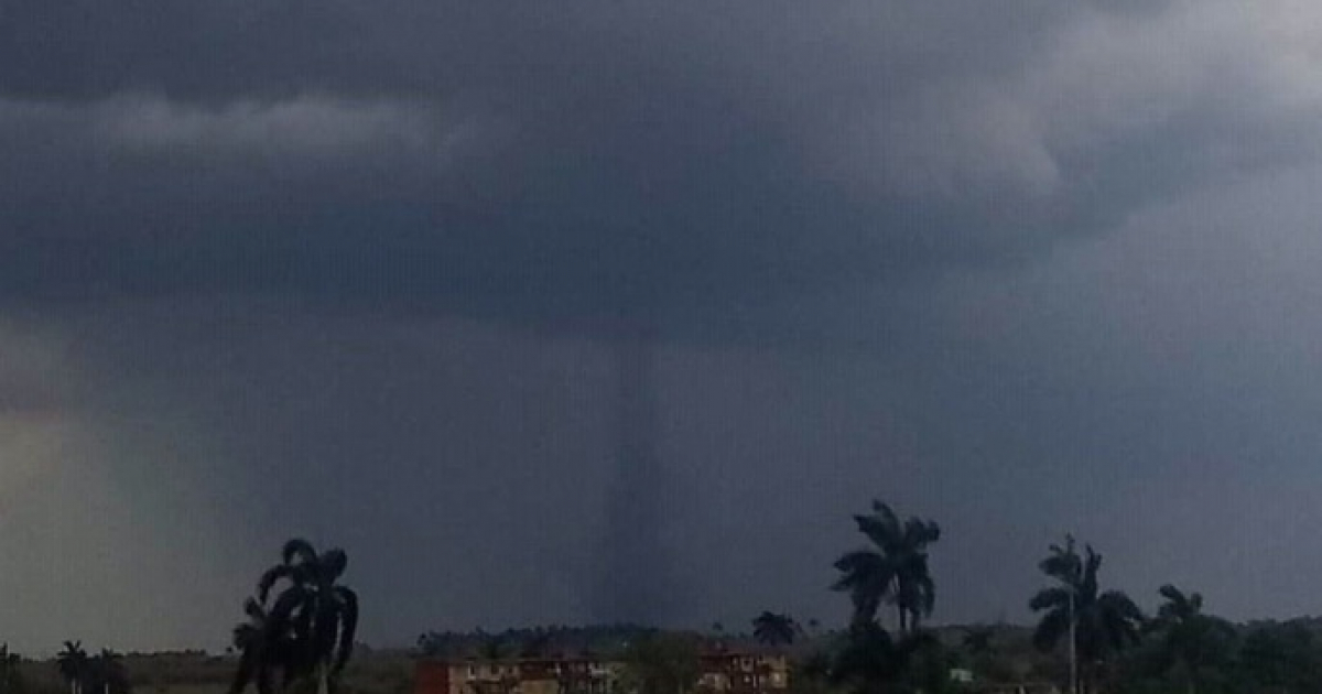 Tornado cerca de Ciego de Ávila © Facebook / Televisión Avileña