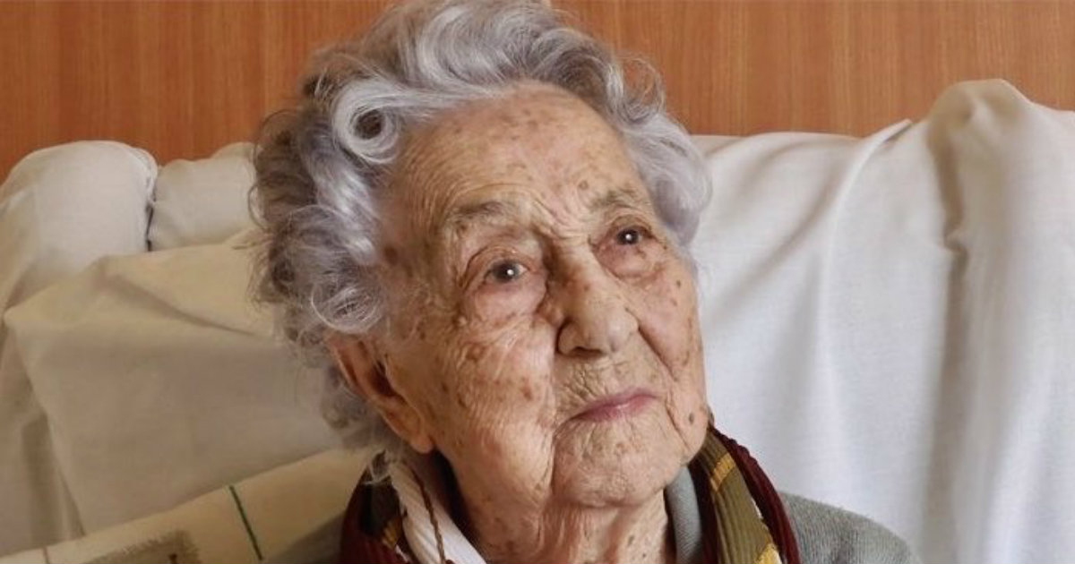 Maria Branyas, de 113 años, tras superar el coronavirus © Twiter / Salvador Vergés