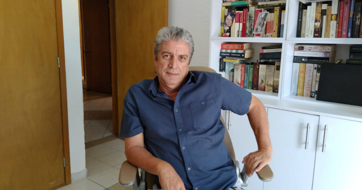Carlos Alberto, escritor cubano radicado en México © Cortesía para CiberCuba