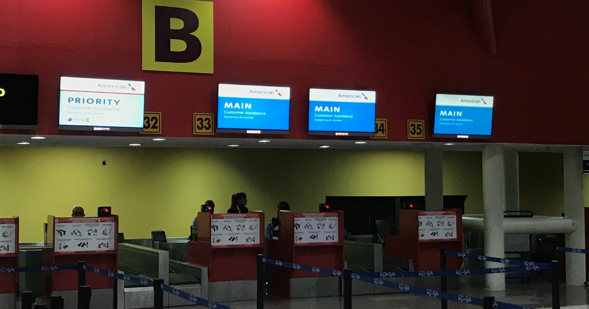 Mostradores para facturar American Airlines en la Terminal 3 del Aeropuerto Internacional "José Martí" © CiberCuba