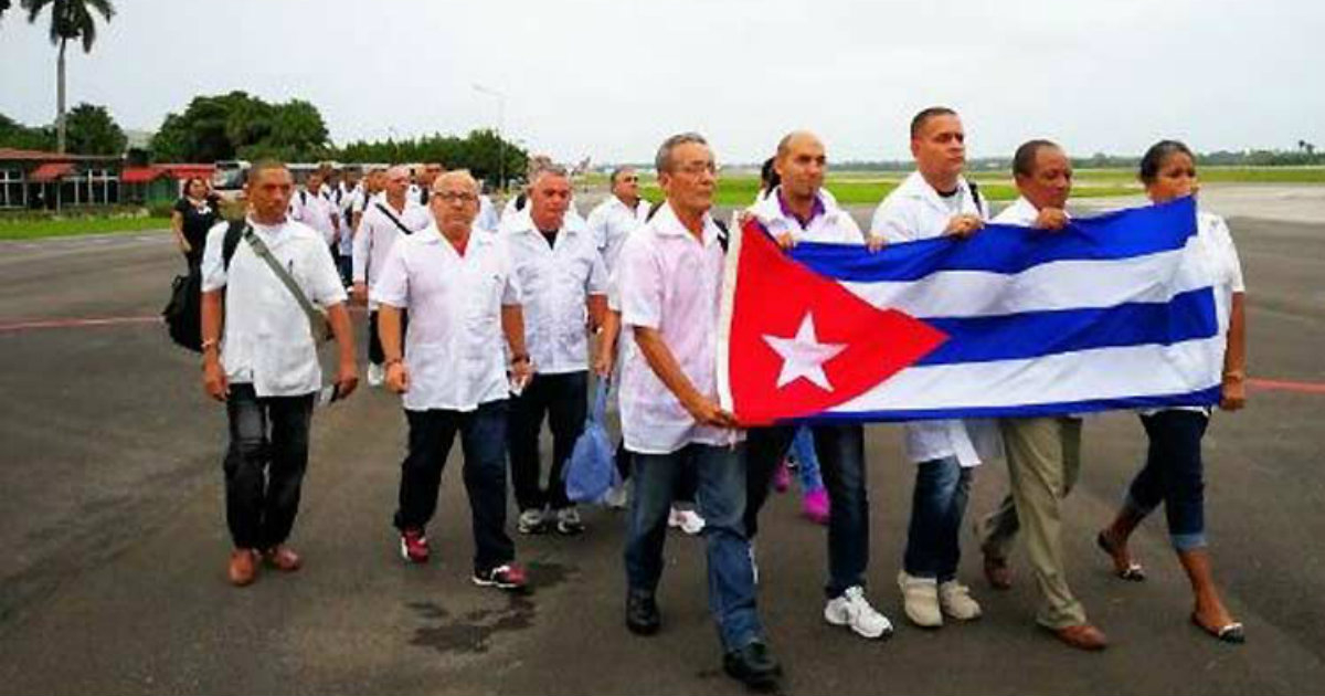 Médicos cubanos en misiones © Prensa Latina