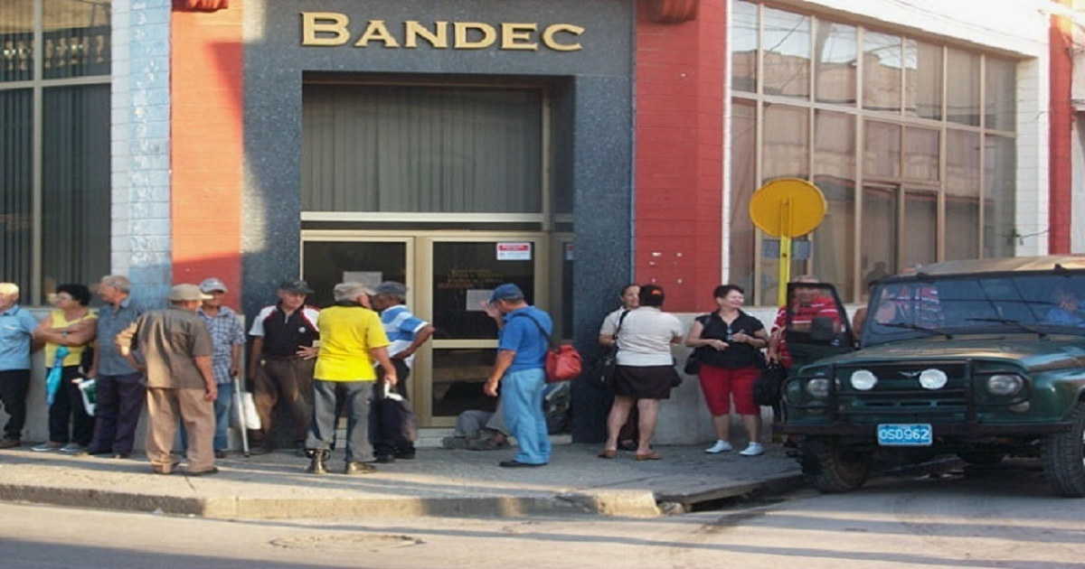 Banco Bandec © Radio Rebelde