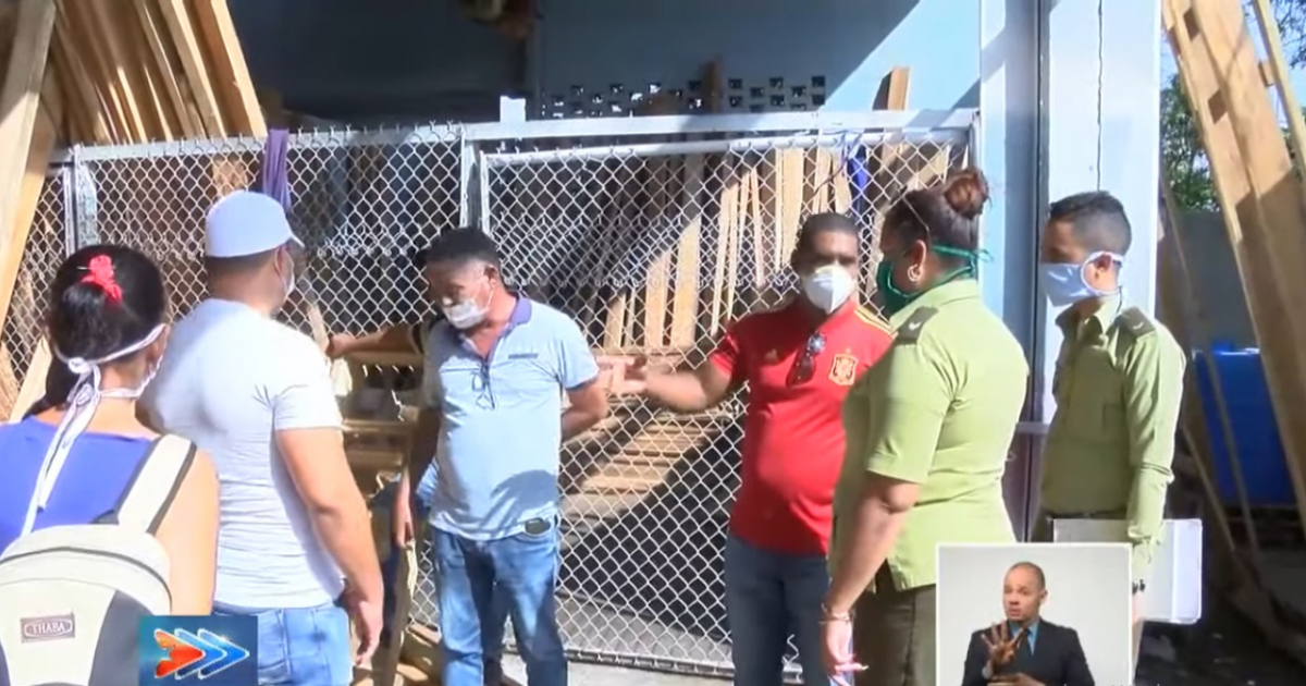Detenidos en cooperativa de Marianao © Captura de video / NTV