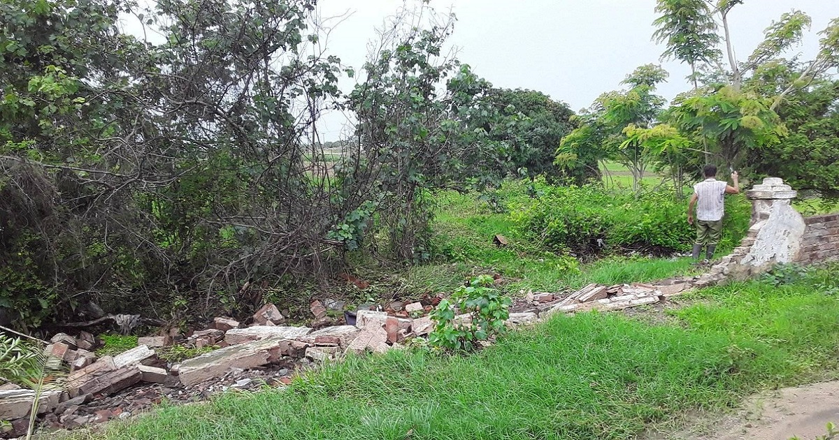 Muro de cementerio de Manicaragua derribado por las lluvias. © Facebook / Radio Arimao