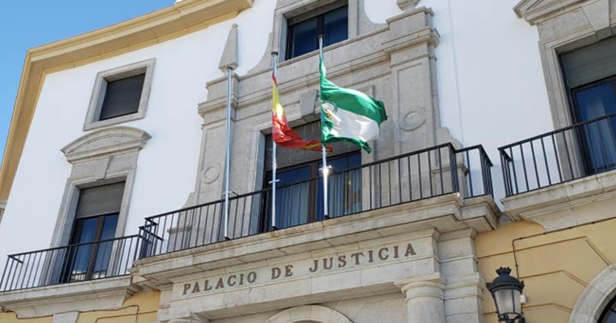 Palacio de Justicia de Cádiz, donde juzgarán a la cubana y su pareja. © Facebook / Carlo Magno Salcedo Cuadros