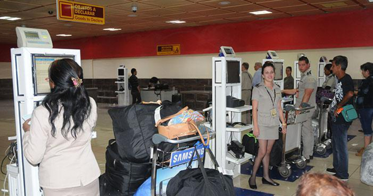 Aduana de Cuba No habrá cambios en el precio del equipaje cuando se