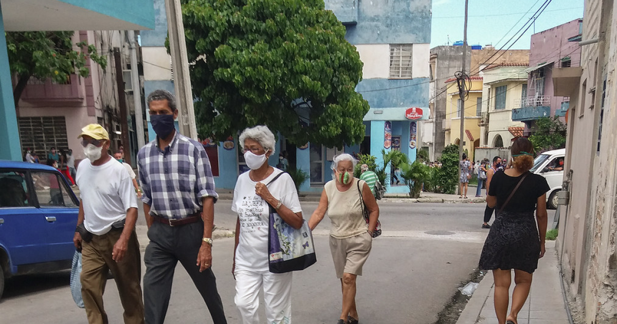 Los nasobucos seguirán siendo obligatorios en Cuba © CiberCuba