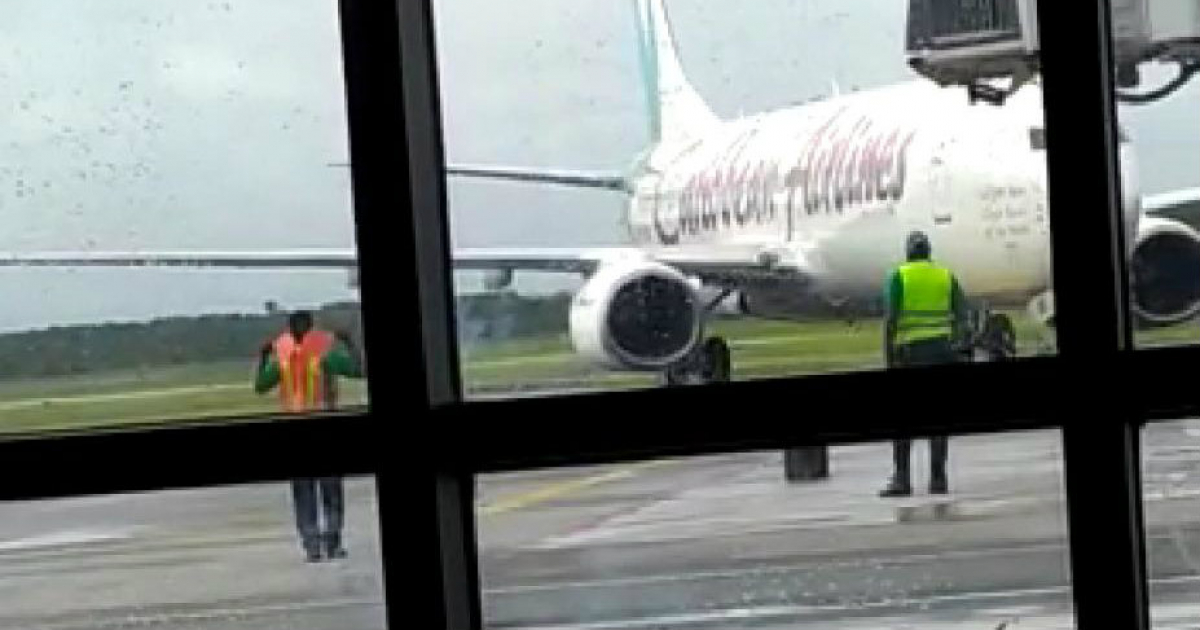 Caribbean Airlines preparado para viajar a de Georgetown a La Habana © Facebook / Alfredo Ballesteros
