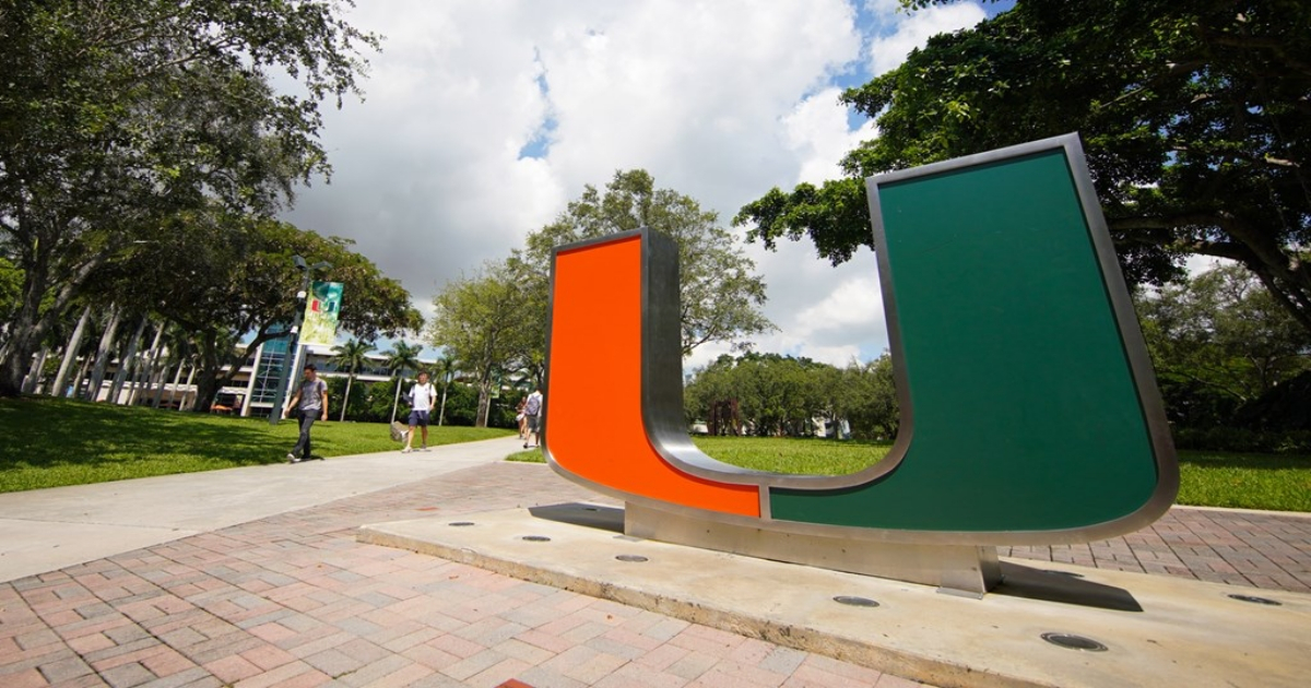 Estudiantes en la Universidad de Miami. (imagen de archivo) © Twitter / University of Miami