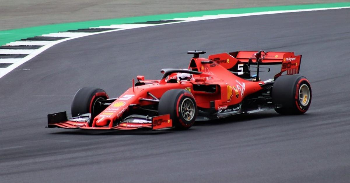 Monoplaza de Fórmula Uno de Ferrari © Pixabay