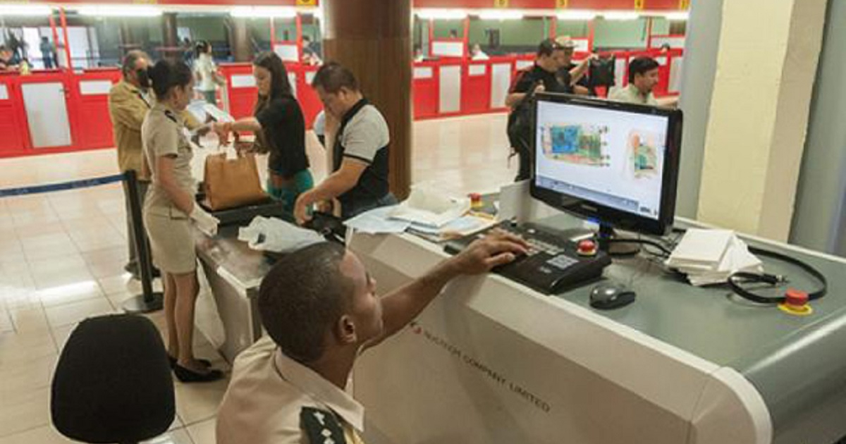 Minint en el aeropuerto de La Habana © minint.cubava.cu