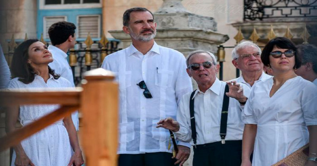 Reyes de España junto a Eusebio Leal en La Habana Vieja © Vanguardia.cu