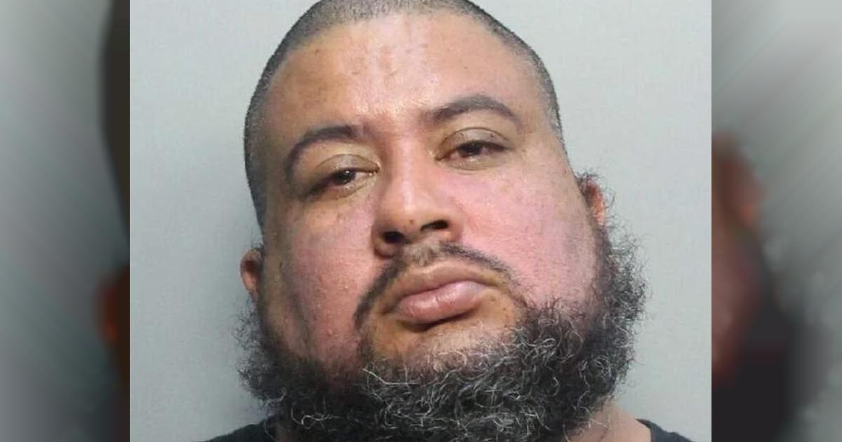 Giovanni José Morron, de 40 años, está acusado de apuñalar a una mujer © Policía Miami-Dade