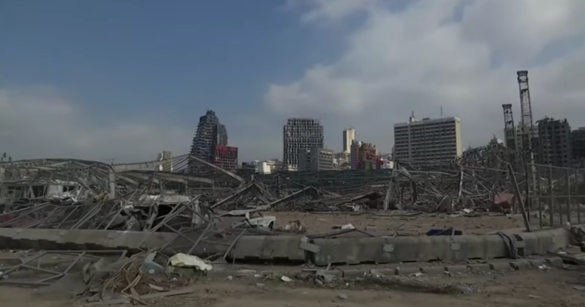 Puerto de Beirut tras explosión. © Captura de pantalla de YouTube / La Vanguardia