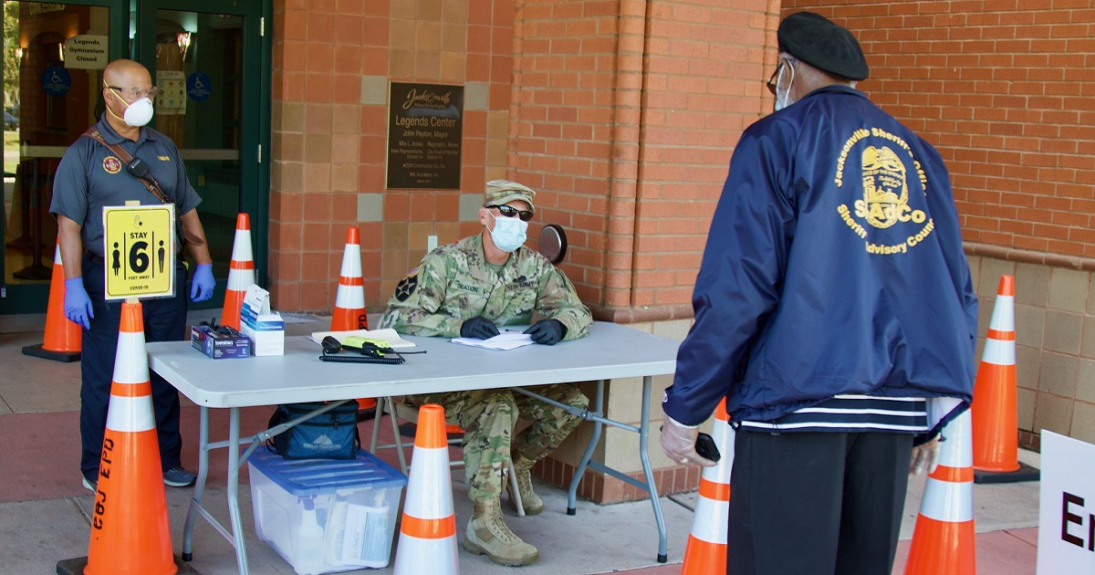 Sitio de pruebas de coronavirus en Florida. © Flickr / Florida National Guard