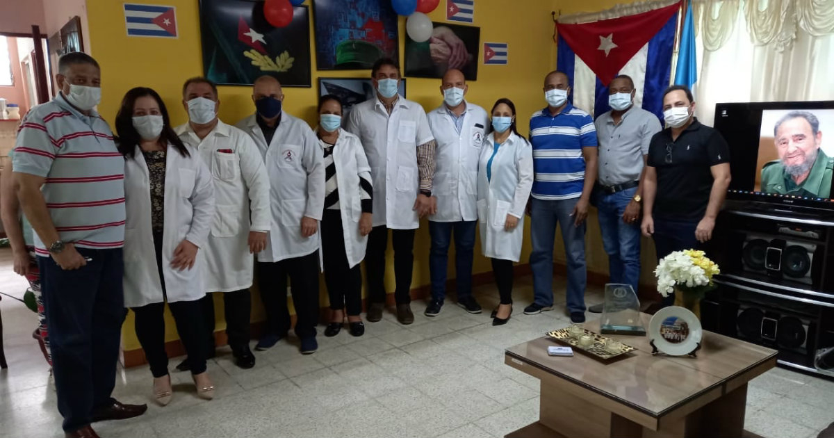 Médicos de la misión cubana en Guatemala. © Misión Médica Cubana en Guatemala / Facebook