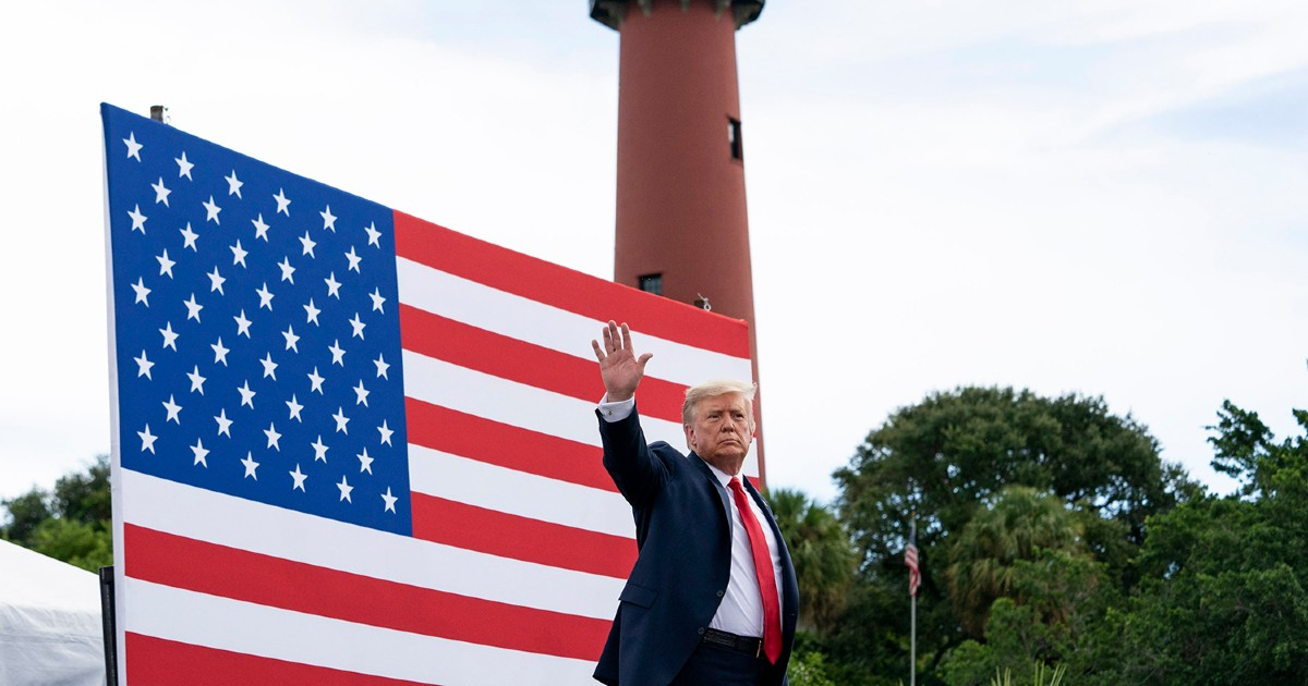 El presidente Trump en acto de campaña en Florida © The White House