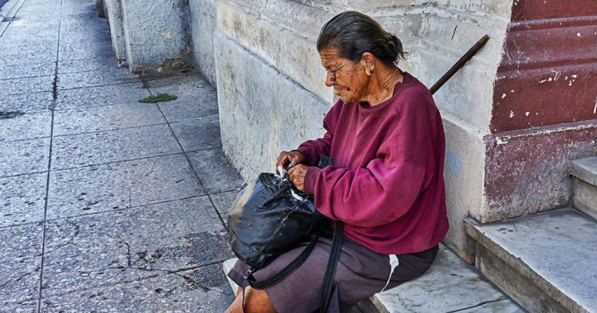 Ancianos en Cuba © CiberCuba
