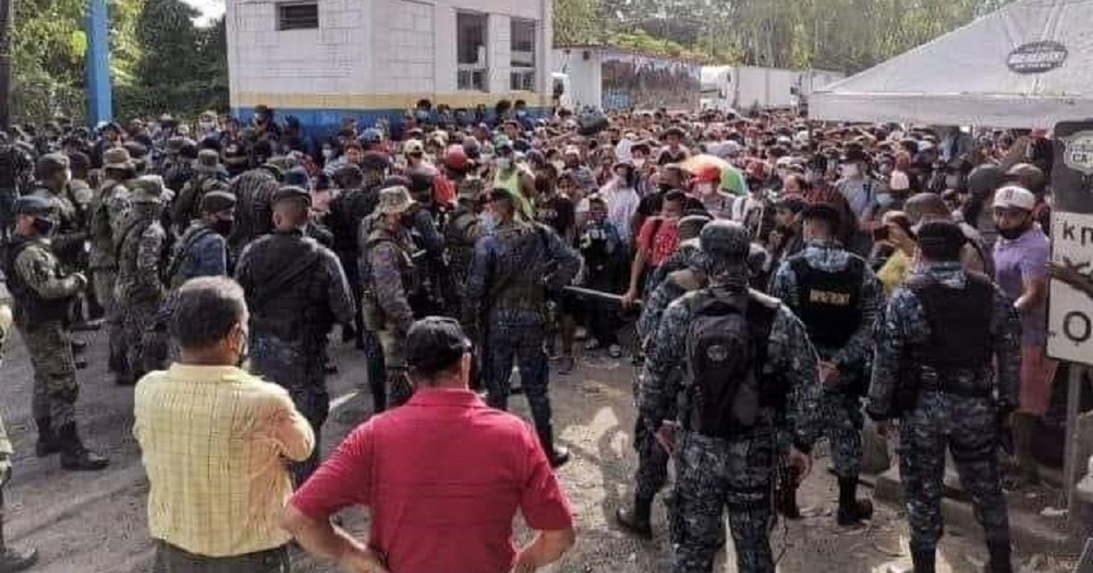 Caravana de migrantes © Las Noticias de Colón HN/Twitter