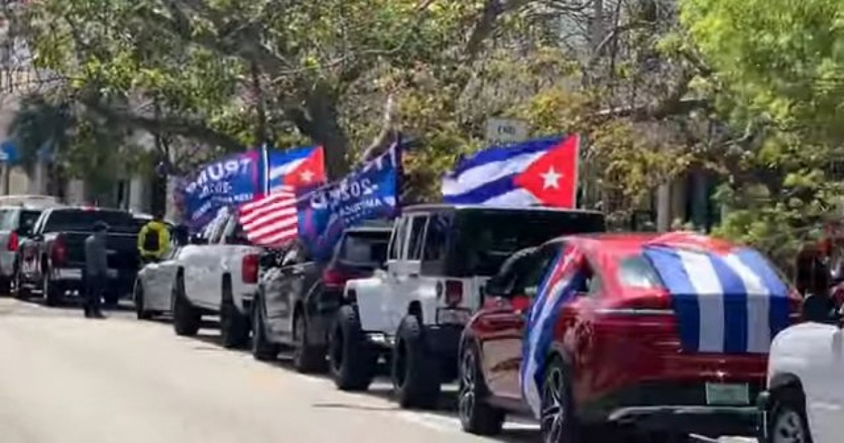 Caravana de cubanos en Estados Unidos (Imagen de archivo) © Captura de video