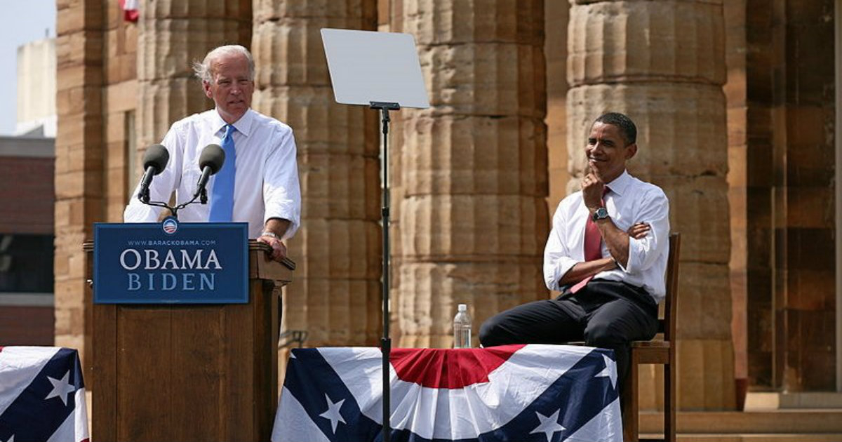  (Archivo) Primer discurso de Joe Biden después del anuncio de su candidatura a la vicepresidencia en Springfield, Illinois, agosto de 2008 © Daniel Schwen vía Wikimedia Commons