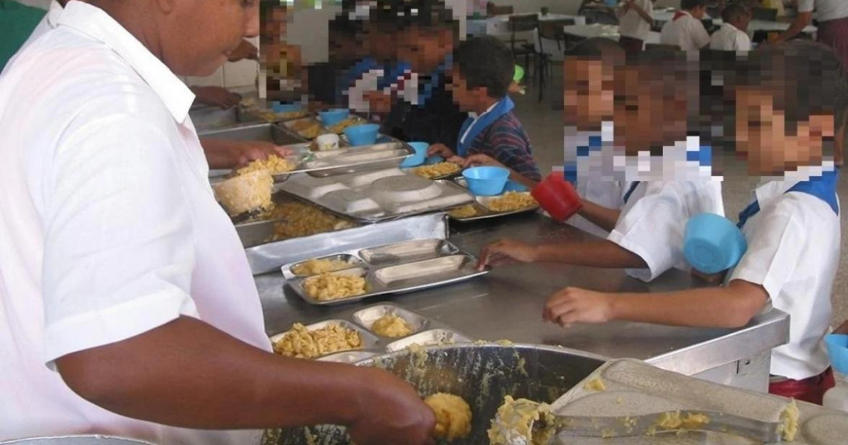 Comedor en escuela cubana © Cubahora