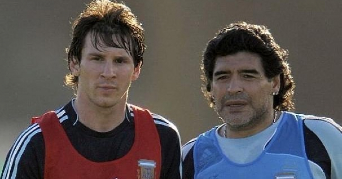 Leo Messi (i) y Diego Armando Maradona (d) © Facebook/Diego Armando Maradona