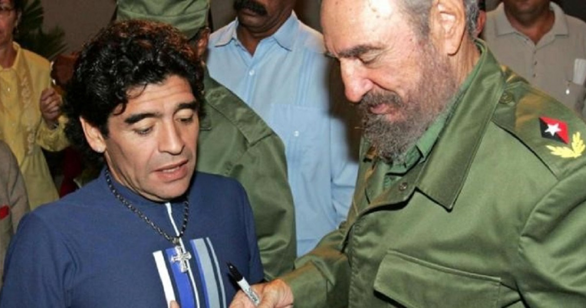 Maradona y Fidel Castro © Cubasí