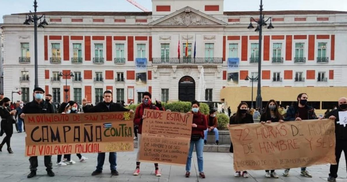 Cubanos de manifestaron en Madrid el 22 de noviembre © Árbol invertido/ Facebook