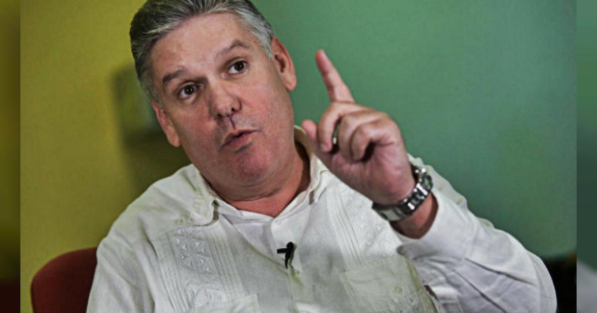 Alejandro Gil Fernández, ministro de Economía y Planificación de Cuba © Razones de Cuba