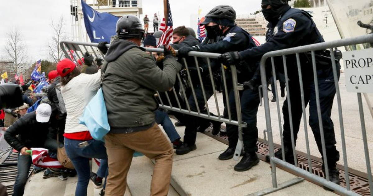 Violencia en Washington. Asalto al Capitolio de Estados Unidos © Twitter / @NBCNews