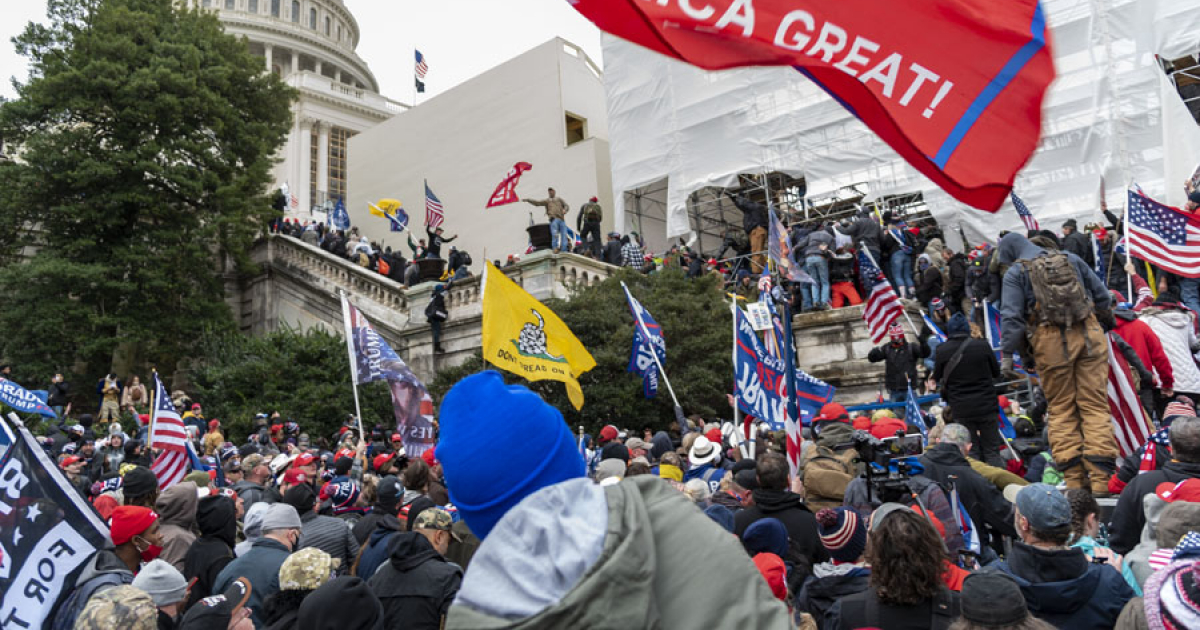 Simpatizantes de Trump asaltaron el Capitolio norteamericano el 6 de enero de 2021 © Flickr / Blink O'Fanaye