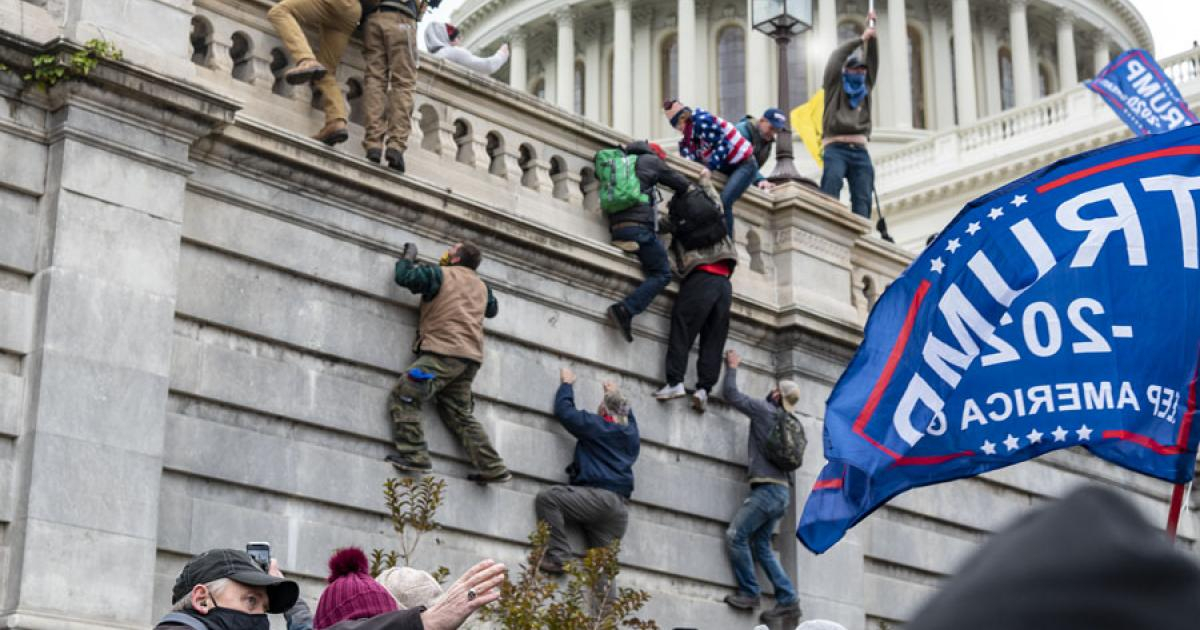 Manifestantes pro Trump asaltan el Capitolio de Washington © Flickr.com/Blink O'Fanaye