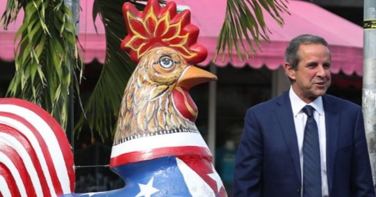 Manny Díaz durante la campaña de las elecciones presidenciales de 2020 © Twitter / Manny Díaz