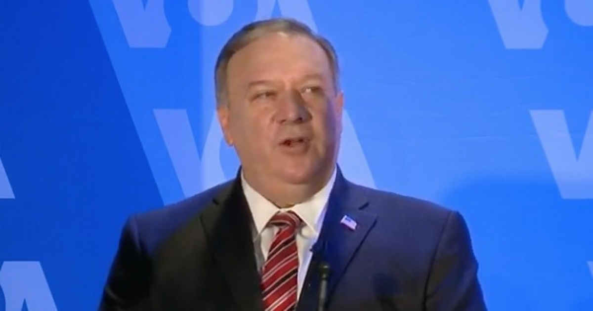 Mike Pompeo durante conferencia de VOA en Washington © Captura de YouTube / U.S. Department of State