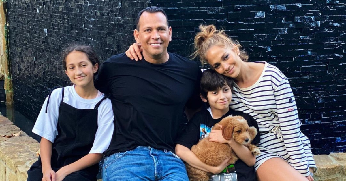 Jennifer Lopez y Alex Rodriguez con los hijos de ella © Instagram / Alex Rodriguez
