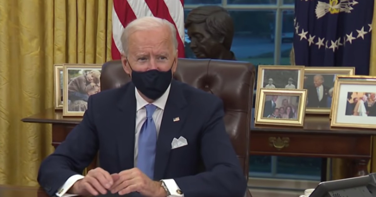 Joe Biden firmó 15 órdenes ejecutivas en su primer día en La Casa Blanca © Screenshot/ Youtube White House