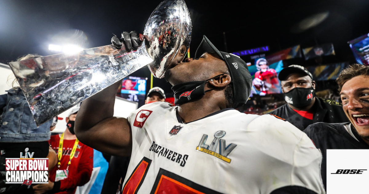 Los Bucaneros celebran su triunfo © Foto: Twitter / Tampa Bay Buccaneers