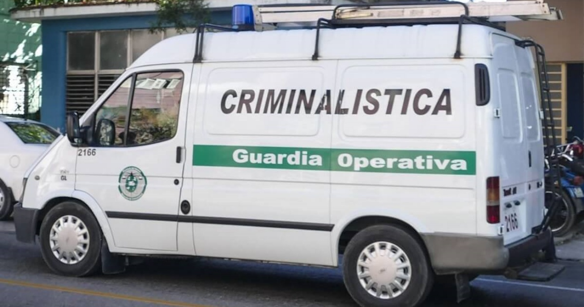 Vehículo de Criminalística en Cuba (referencia) © Cubadebate