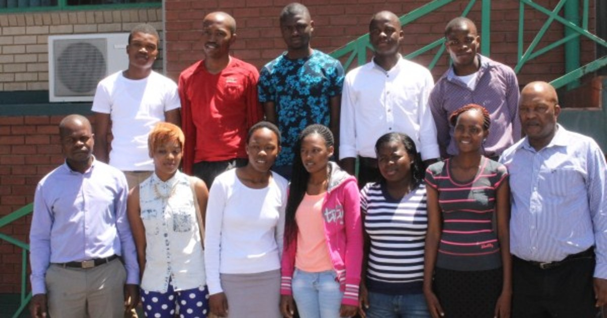 Estudiantes sudafricanos de medicina en Cuba en el año 2013 (Archivo) © mpumalanganews.co.za