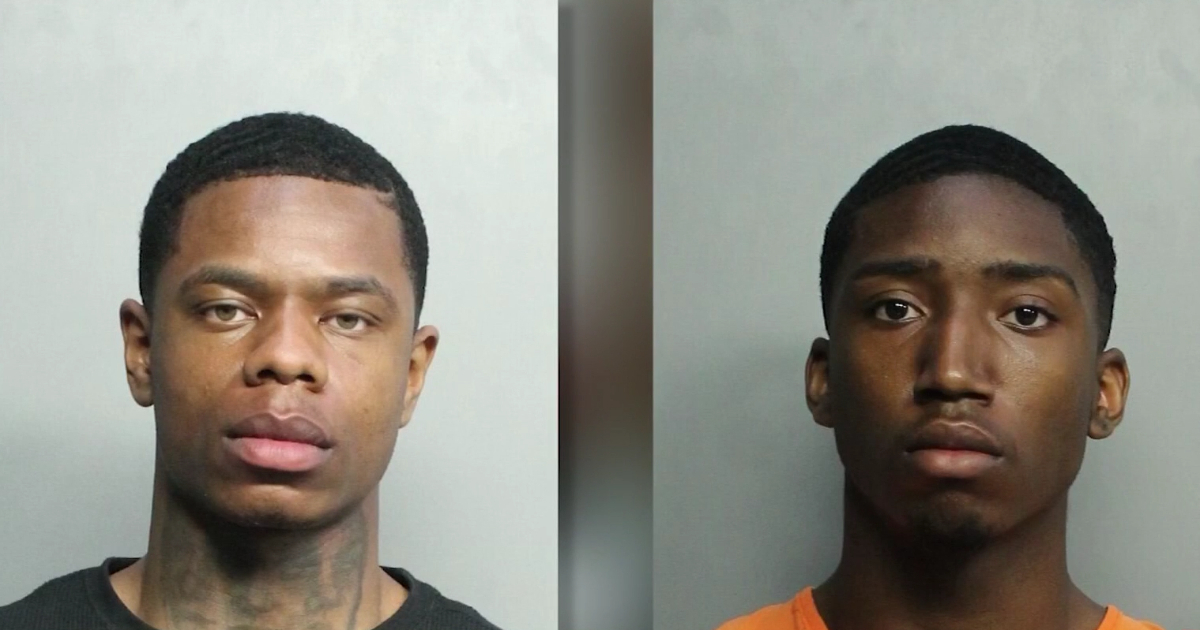 Dos jóvenes acusados de violar, drogar y robar a una mujer en Miami Beach © captura de pantalla / Telemundo