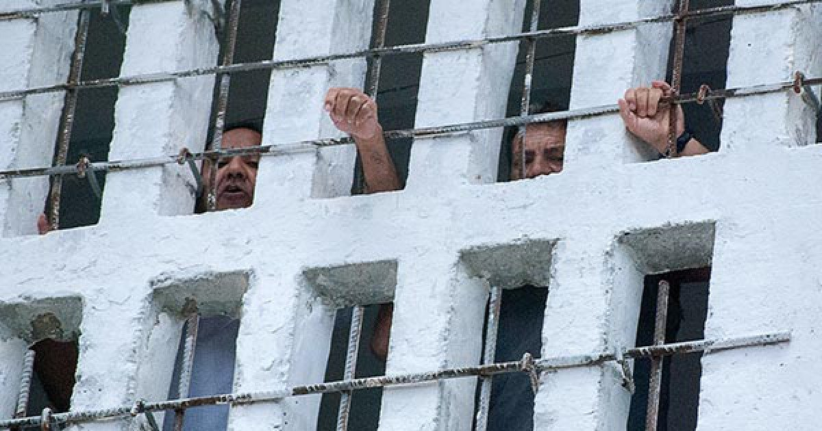 Reclusos en prisiones cubanas © Raquel Pérez-Cartas desde Cuba