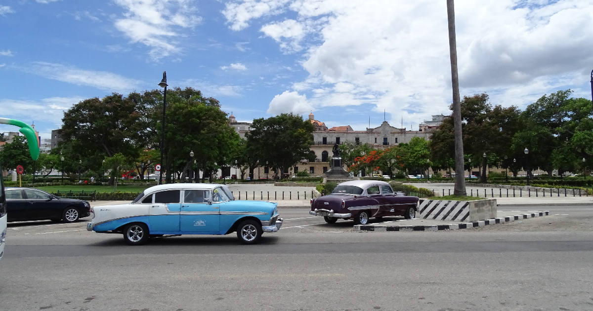 Autos en La Habana (Imagen de archivo) © CiberCuba