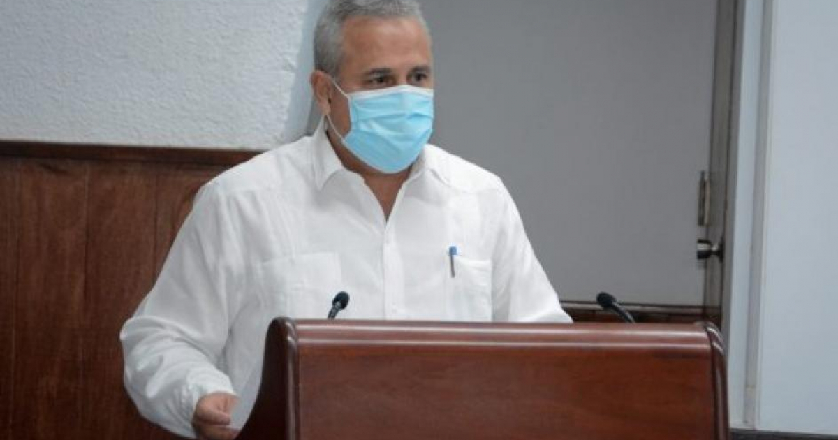 Eloy Álvarez Martínez, ministro de Industrias de Cuba © Cubadebate