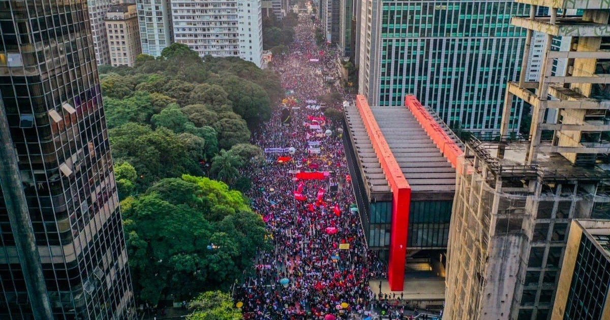 Multitudinaria manifestación en Sao Paulo © Twitter / @MidiaNINJA
