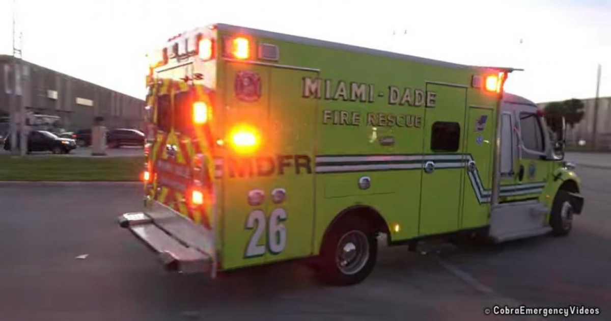 Ambulancia de Miami-Dade (imagen de referencia) © Captura de video de YouTube de CobraEmergencyVideos - North America