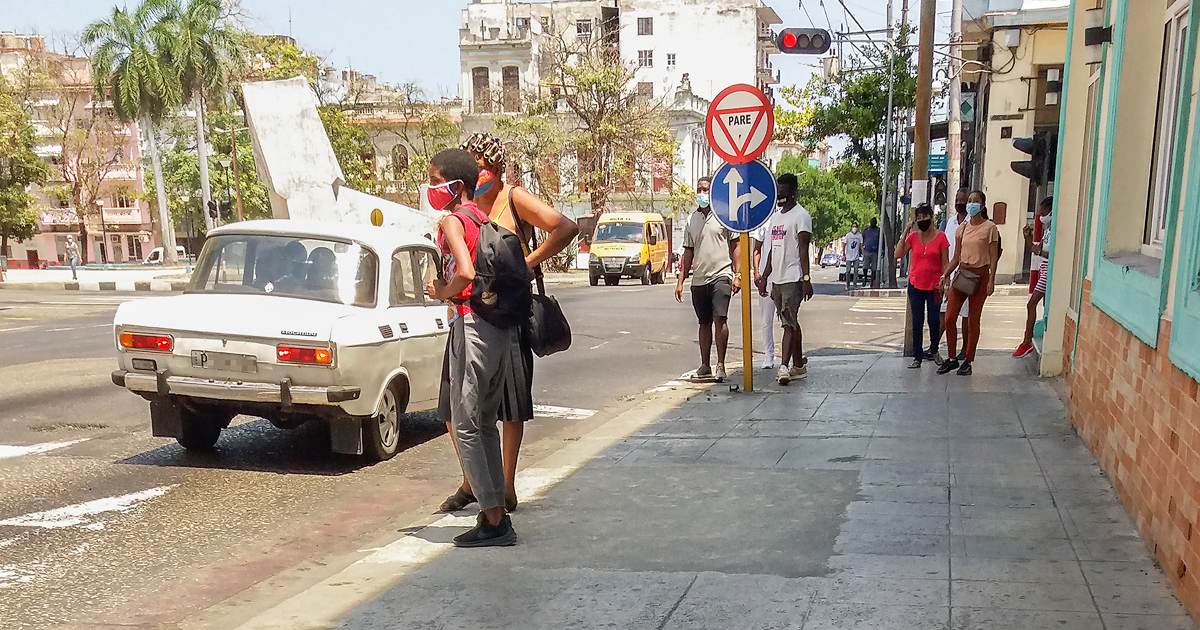 Cubanos en La Habana (imagen de referencia) © CiberCuba