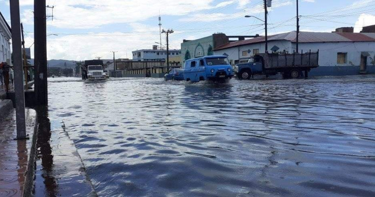 Imágenes de zonas inundadas en Santiago de Cuba. © El Chago-Santiago de Cuba/FB