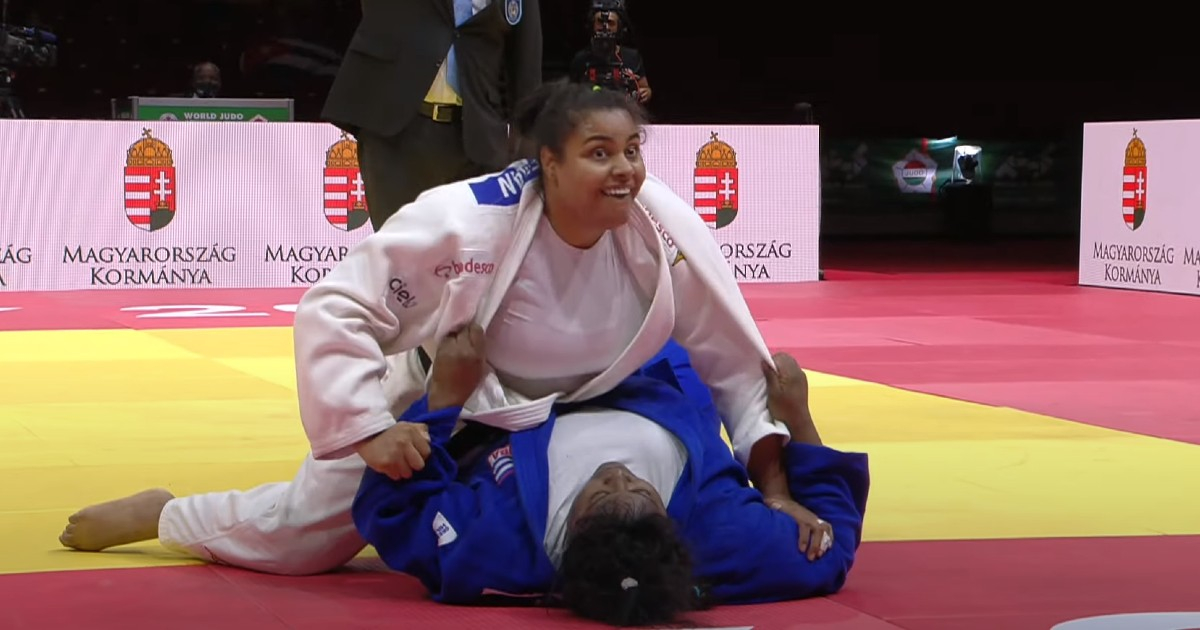 La cubana Idalys Ortiz cae derrotada ante la brasileña María Suelen Altheman © Captura de video Yotube / IJF