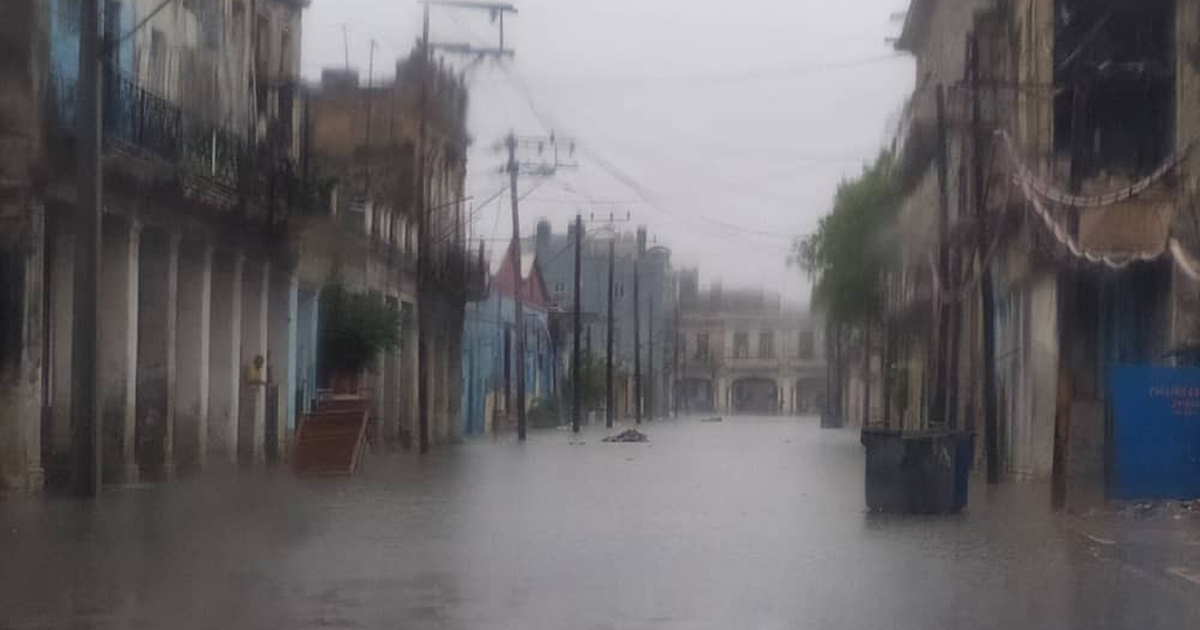 Inundaciones en La Habana, Cuba © Facebook / Mirelys Del Pilar